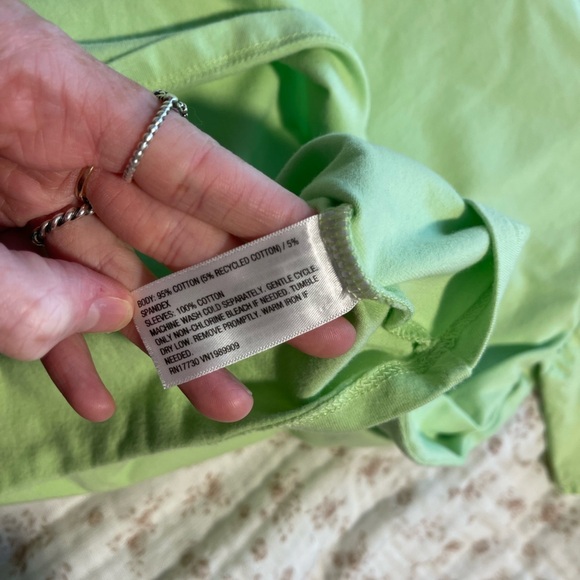 A New Day Light Green Puff Sleeve Top - Picture 4 of 7